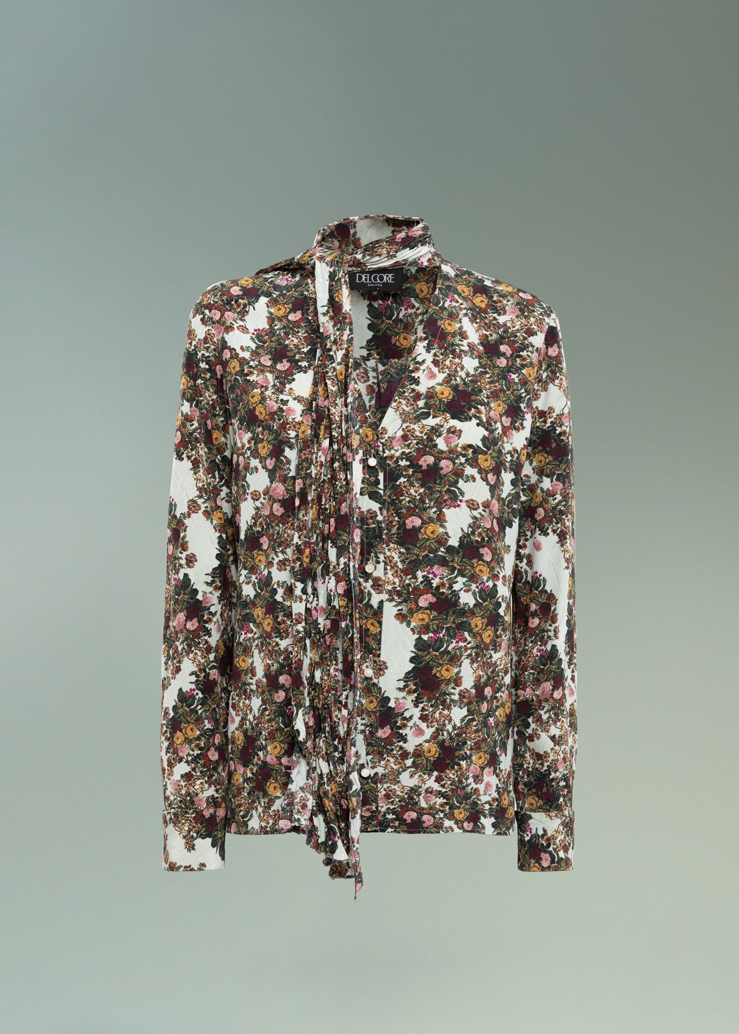 DEL CORE: V-NECK SHIRT WITH TREEBARK PLEATED SCARF