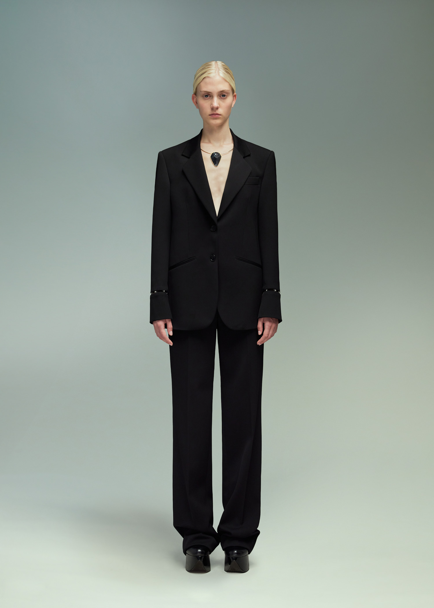 DEL CORE: SINGLE BREASTED  TAILORED JACKET WITH MUSHROOM HOOK DETAIL ON SLEEVES