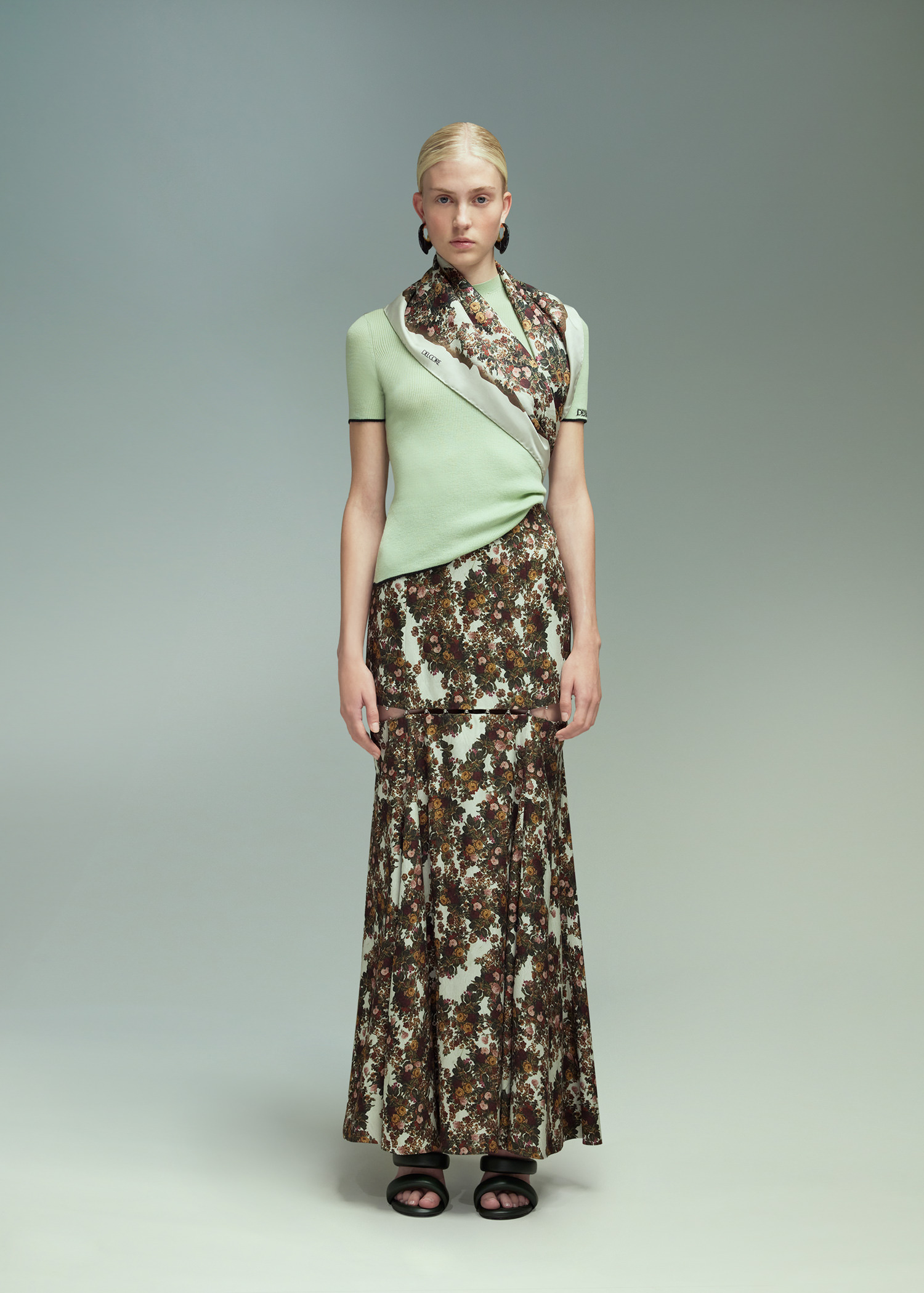 DEL CORE: DECONSTRUCTED SIREN SKIRT WITH MUSHROOM HOOKS