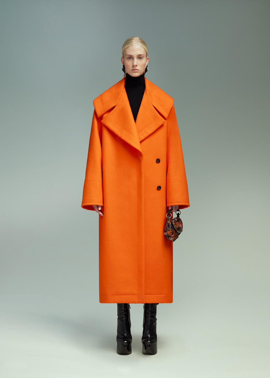 DEL CORE: OVERSIZED COAT WITH SIDE PLACKET DETAIL