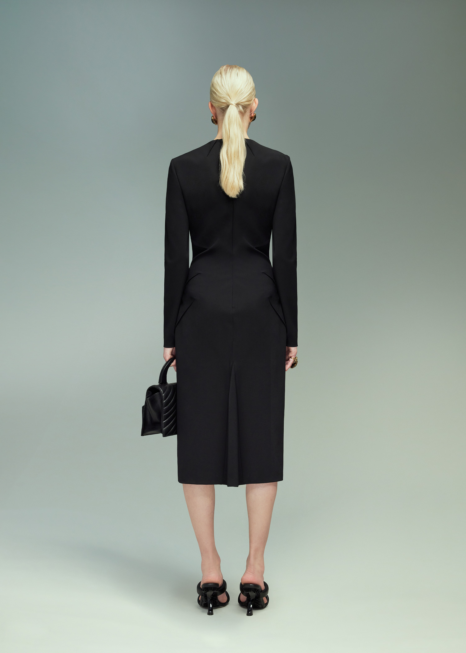 DEL CORE: LONG-SLEEVED PENCIL DRESS WITH 3D DART DETAIL