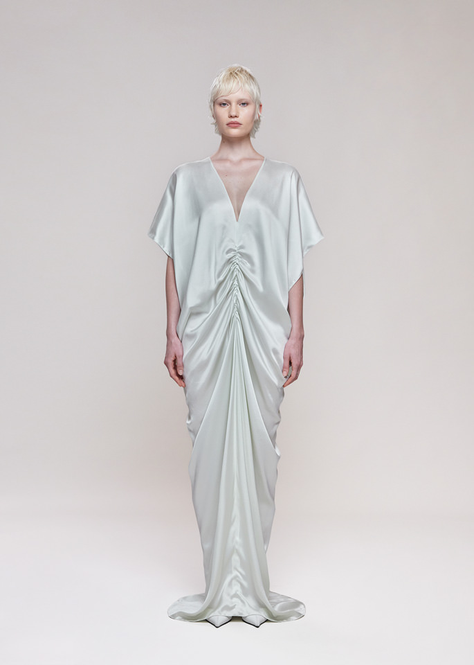 DEL CORE: V NECK KAFTAN CREPE SATIN DRESS WITH GATHERED DETAIL