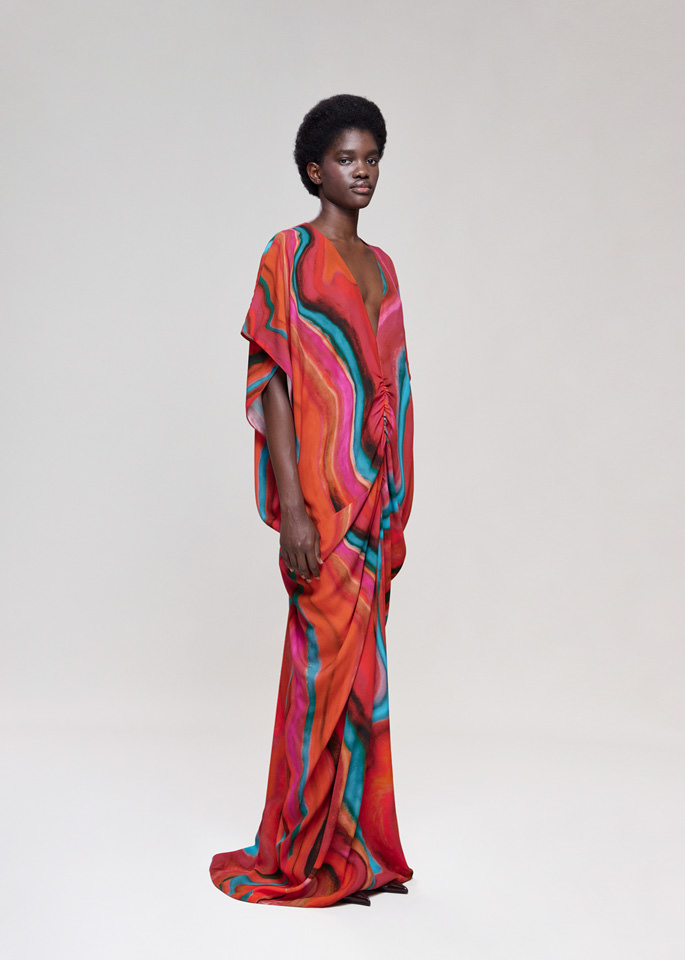 DEL CORE: V NECK KAFTAN PRINTED CREPE SATIN DRESS WITH GATHERED DETAIL