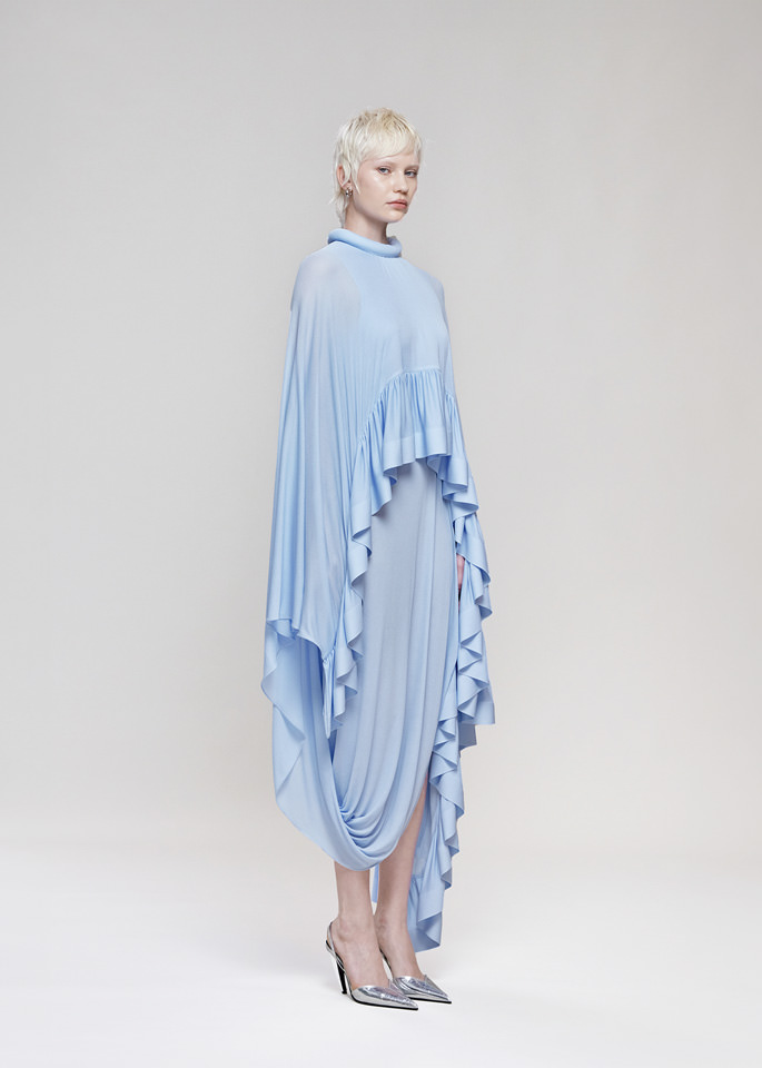 DEL CORE: ABITO CAPPA IN CREPE JERSEY CON SPACCO ASIMMETRICO E VOLANT
