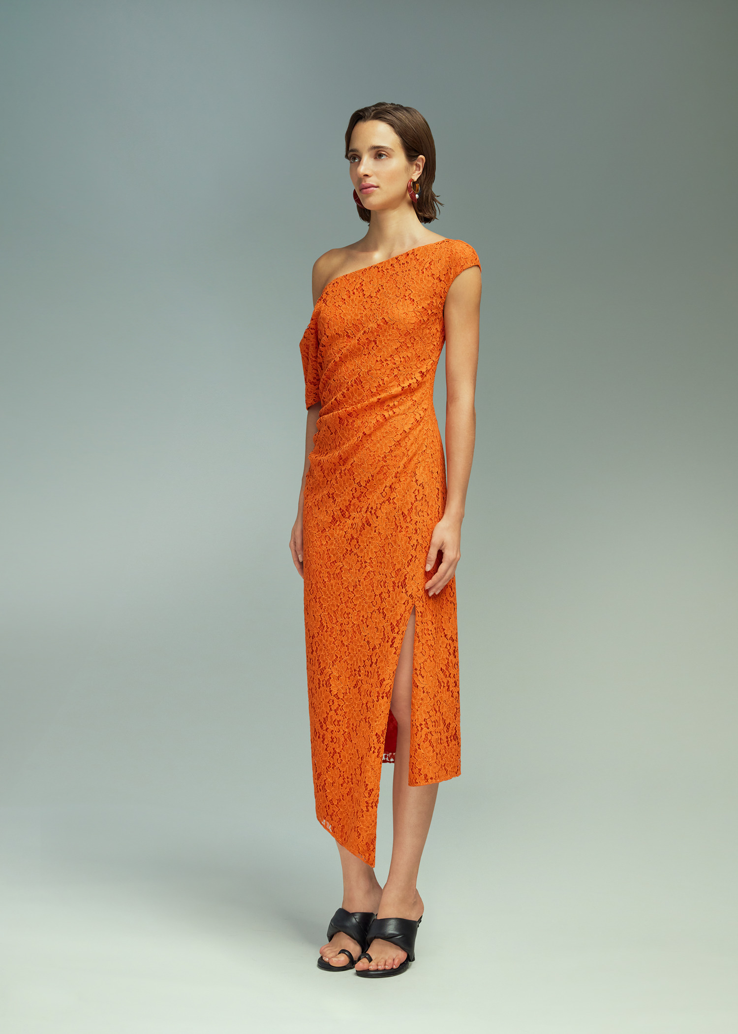 DEL CORE: COLD SHOULDER DRAPED GOWN