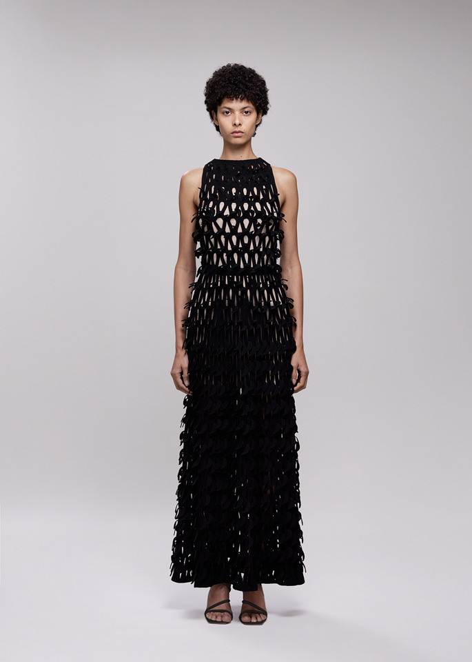 DEL CORE: HALTER NECK FLOOR LENGTH GOWN