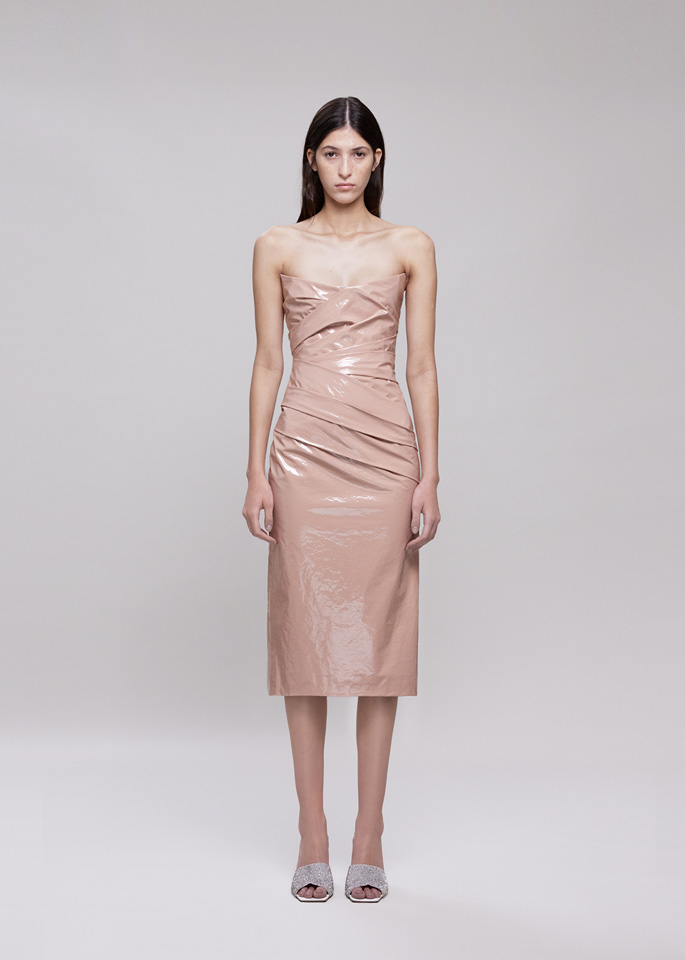DEL CORE: DRAPED BUSTIER MIDI DRESS WITH SHARP NECKLINE