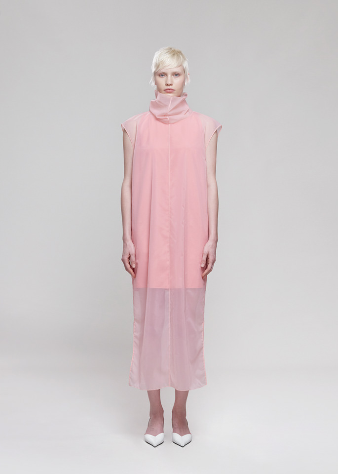 DEL CORE: ABITO SMANICATO CON COLLO ALTO IN NYLON ORGANZA