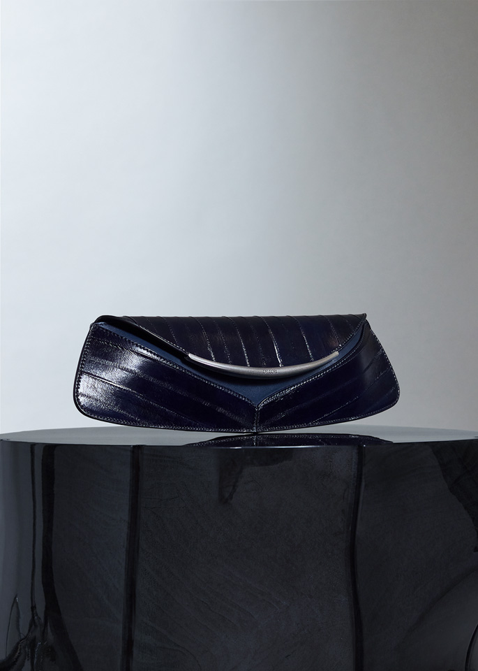 DEL CORE: BEETLE CLUTCH