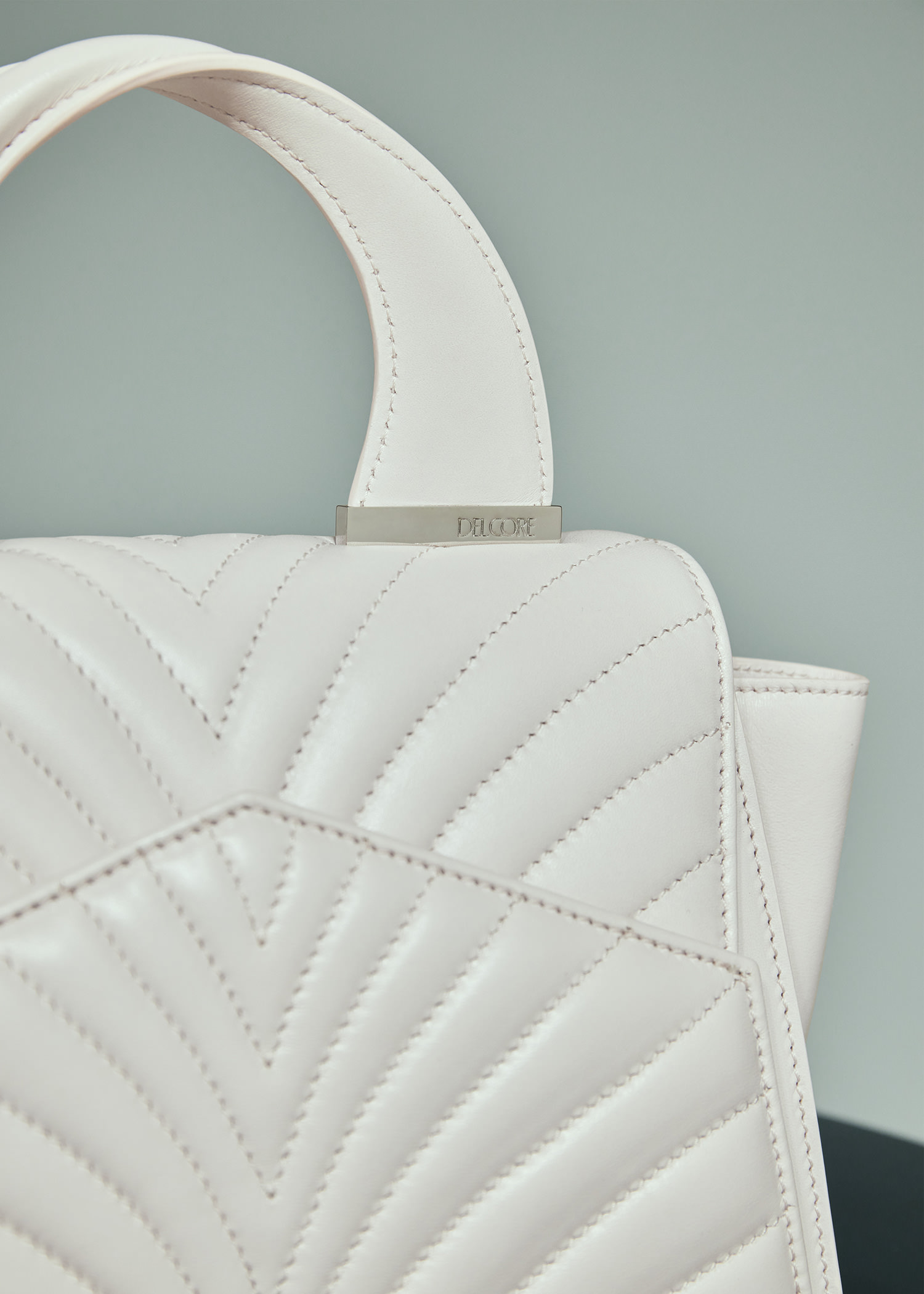 DEL CORE: QUILTER RACHEL TOP HANDLE BAG