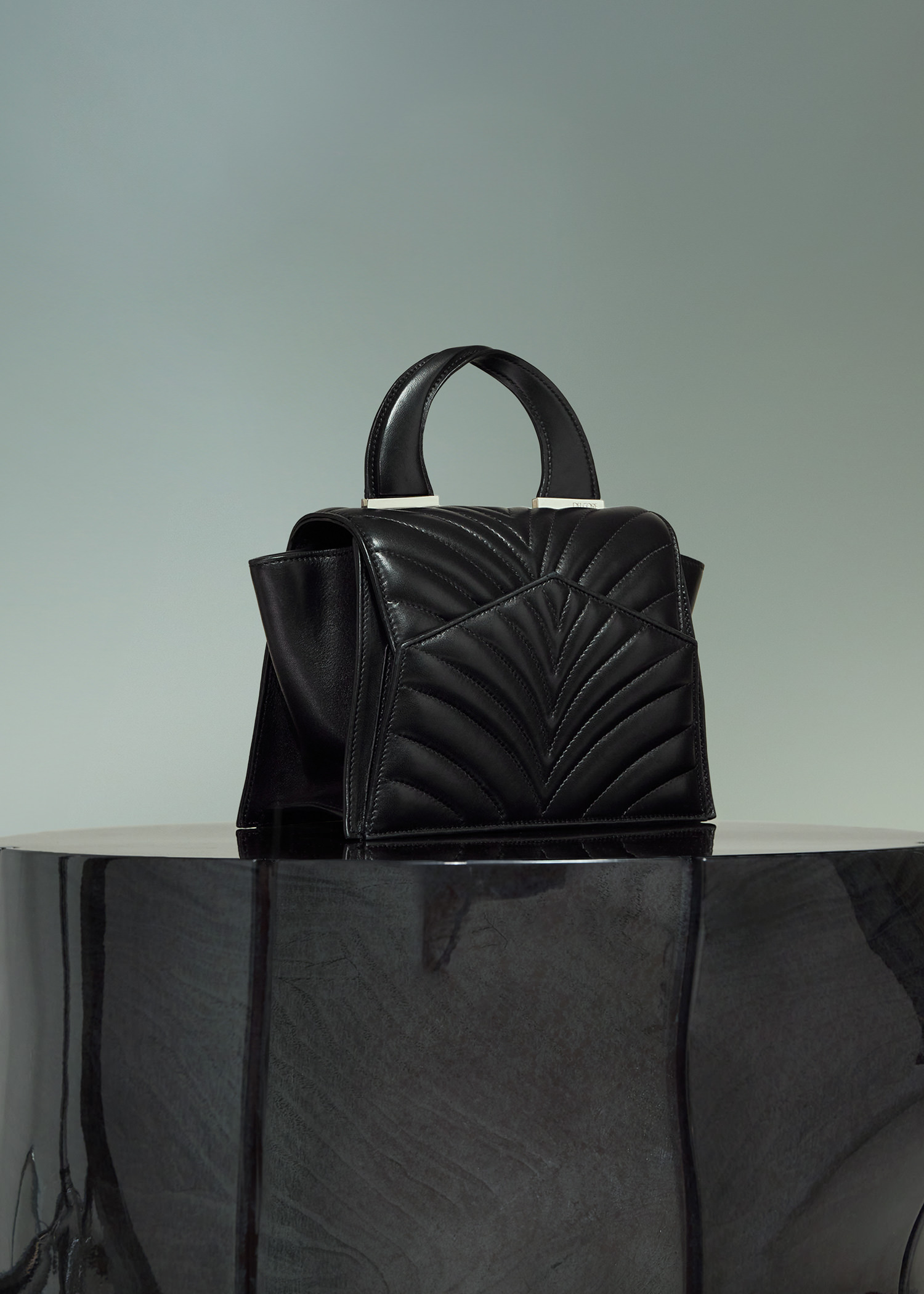 DEL CORE: QUILTER RACHEL TOP HANDLE BAG