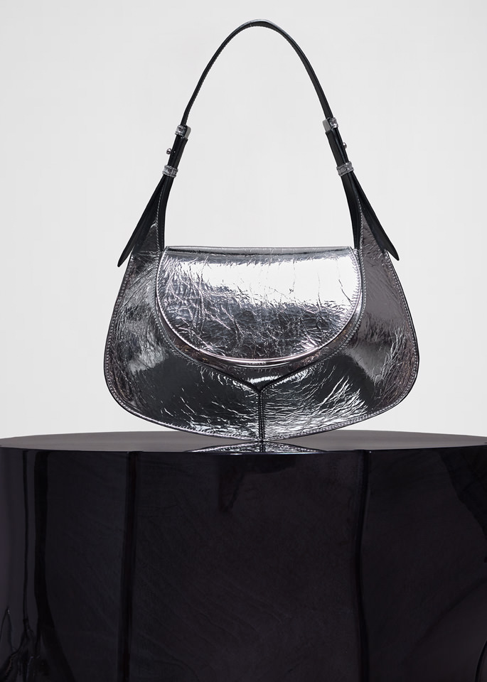 DEL CORE: BORSA HOBO BEETLE