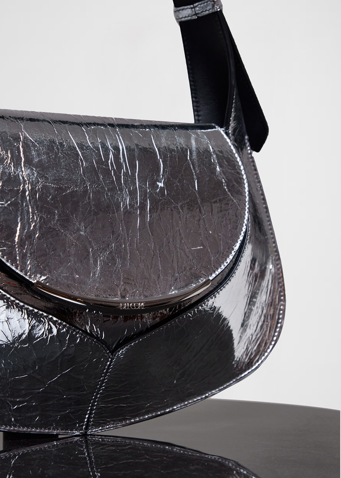 DEL CORE: BORSA HOBO BEETLE