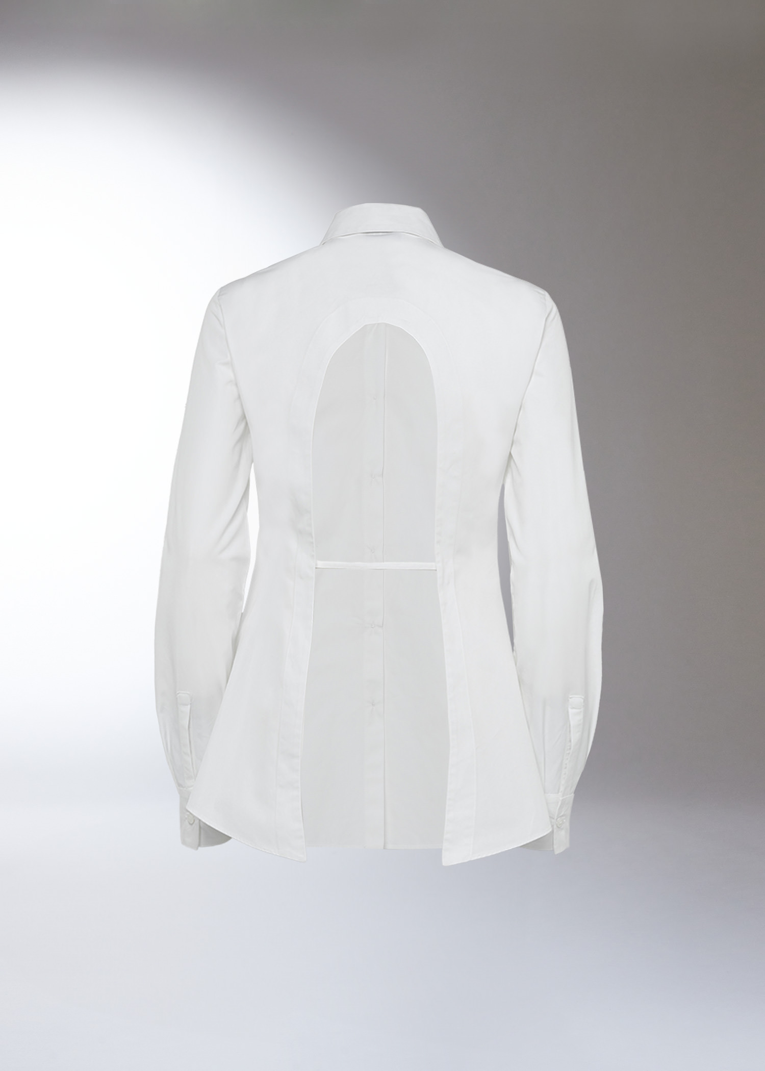 DEL CORE: FITTED SHIRT WITH BACK CUT-OUT