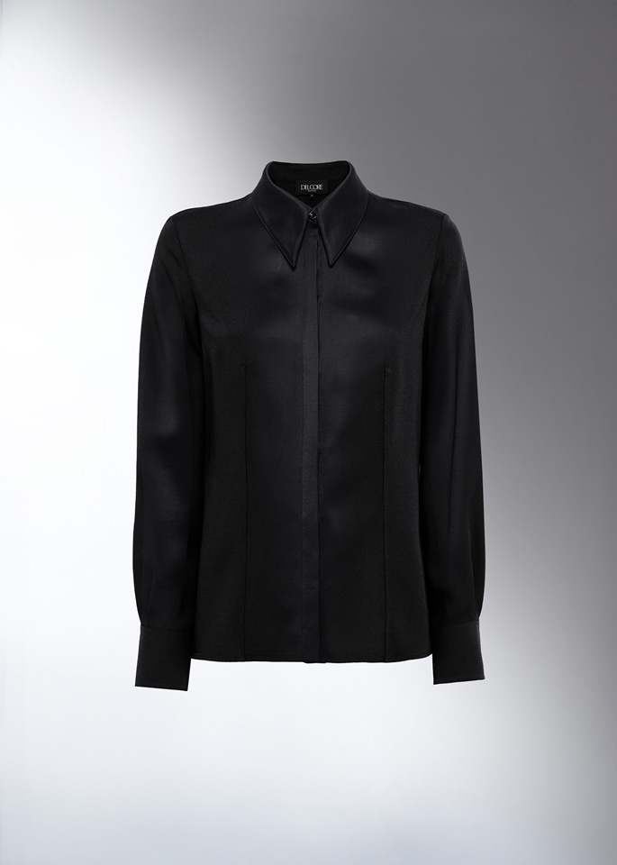 DEL CORE: FITTED SHIRT