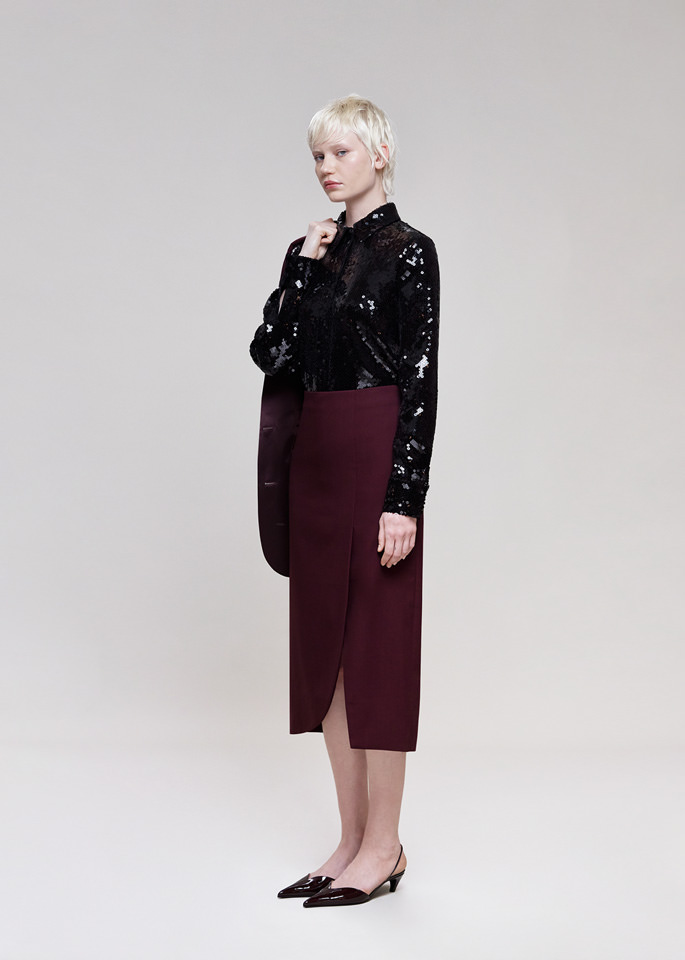 DEL CORE: CLASSIC FIT SEQUIN SHIRT