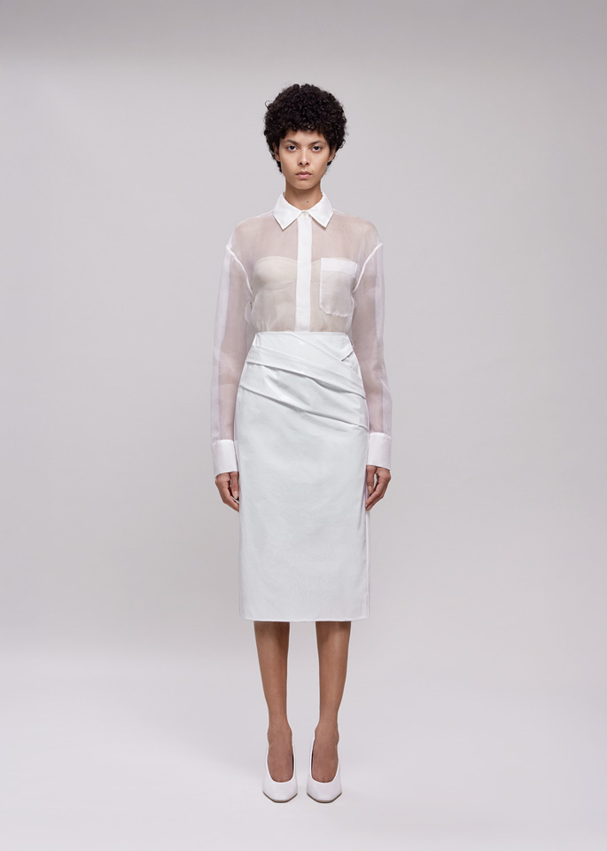 DEL CORE: SHIRT LONGER ON THE BACKWITH FITTED WAIST AND SIDE SPLIT