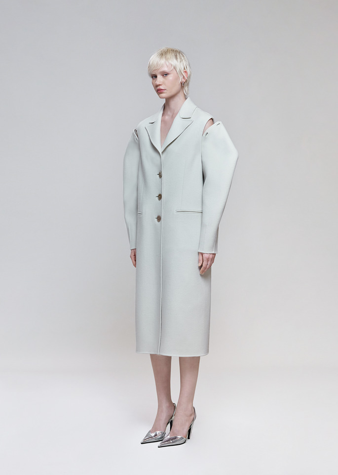 DEL CORE: CAPPOTTO IN LANA DOUBLE FACE CON MANICHE SCOLPITE STACCABILI