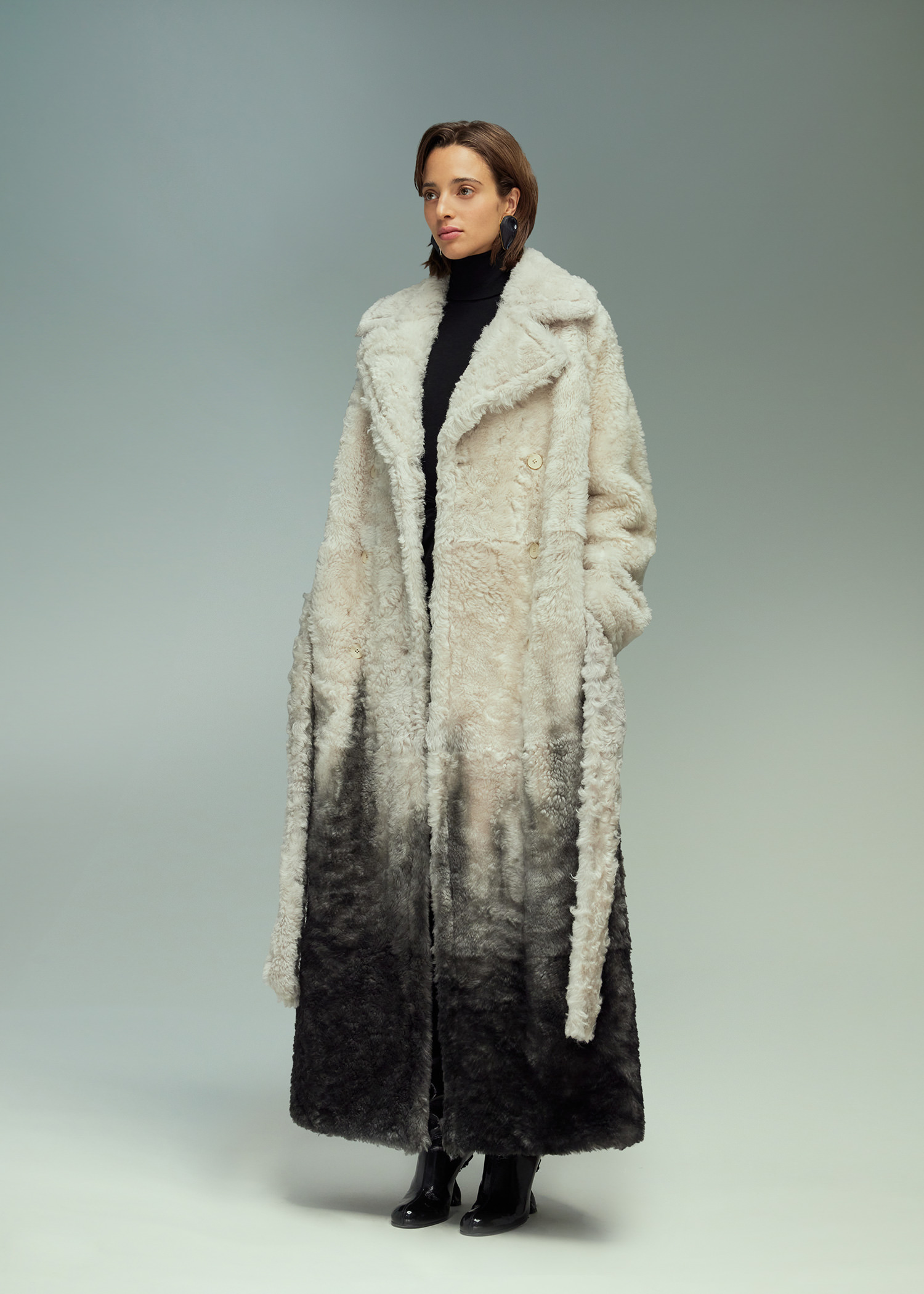 DEL CORE: SHEARLING COAT