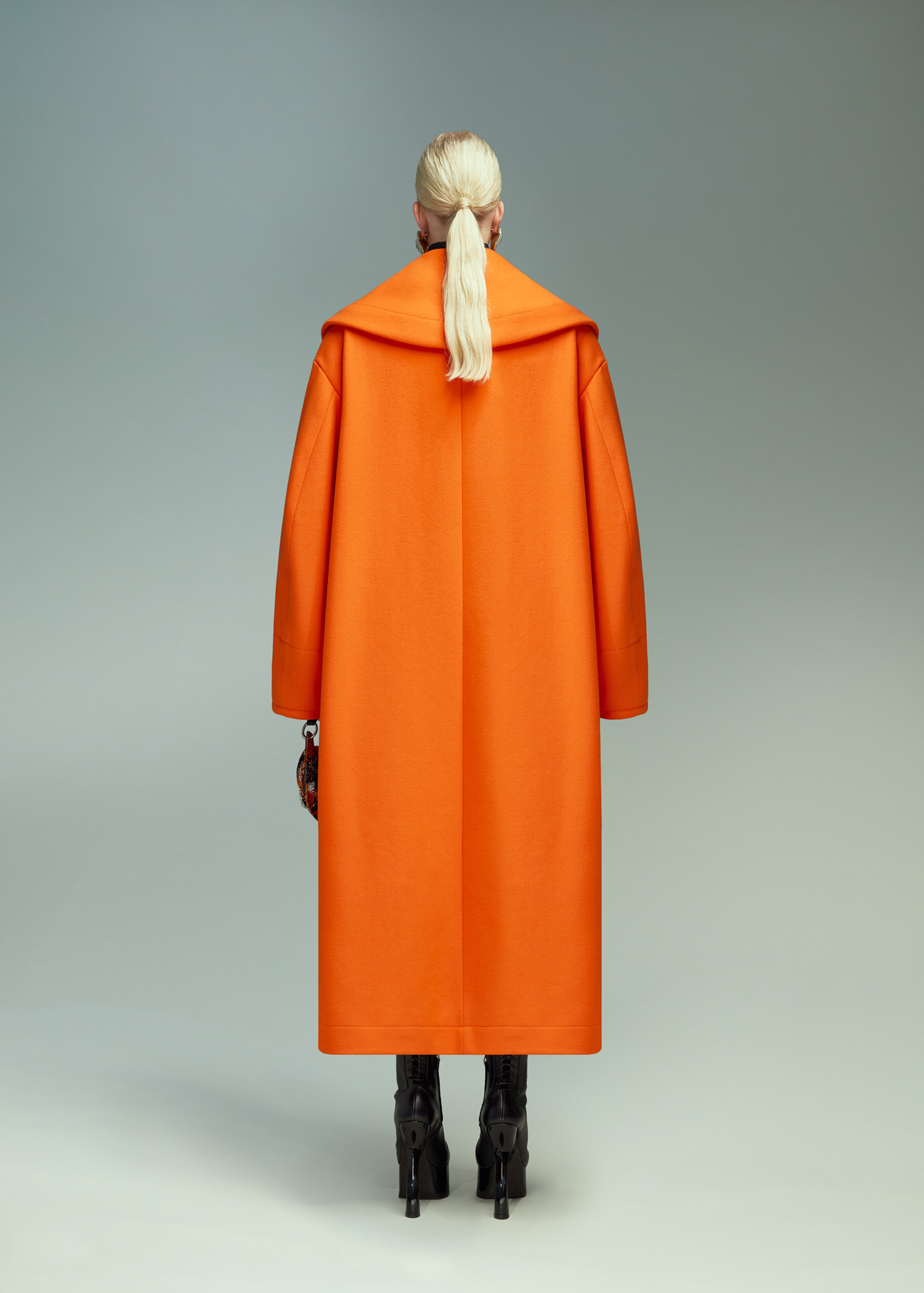 DEL CORE: OVERSIZED COAT WITH SIDE PLACKET DETAIL
