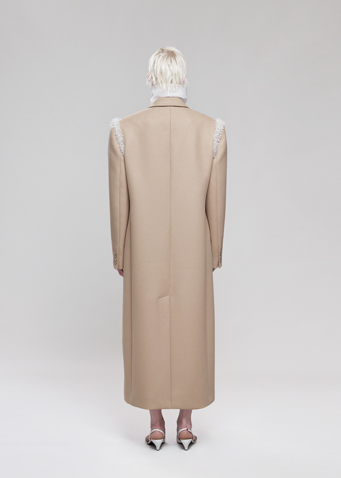 DEL CORE: CAPPOTTO OVERSIZE IN MISTO LANA CON RICAMO CRISTALLI SUL GIROMANICA