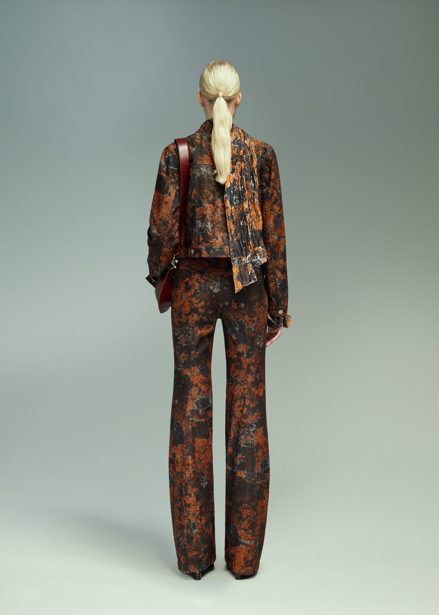DEL CORE: PRINTED PANELED DENIM JACKET