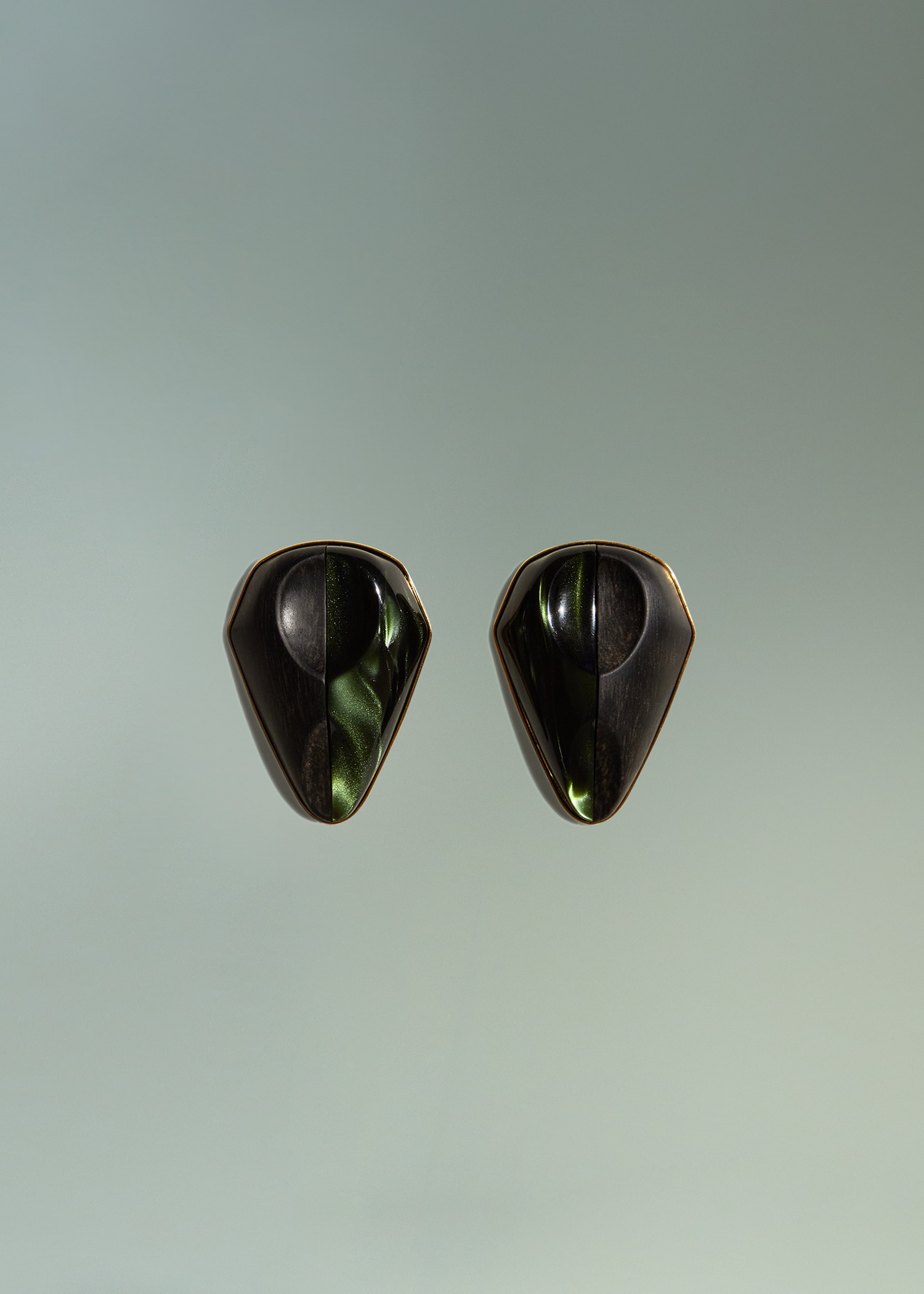 DEL CORE: FLAT BLOCK EARRINGS PLEX-WO