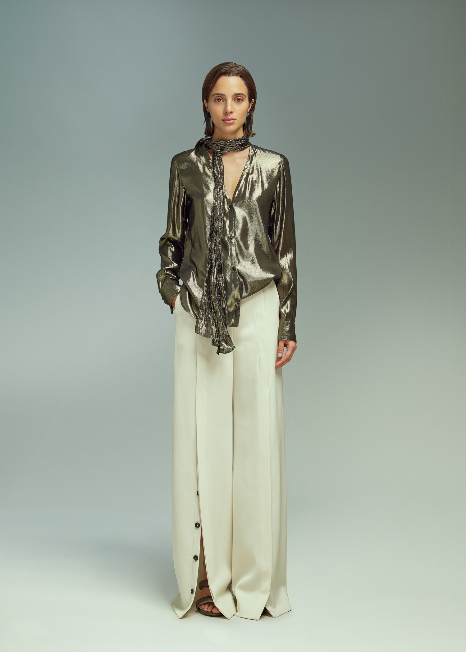DEL CORE: WIDE LEGGED TROUSERS WITH BUTTON FRONT DETAIL